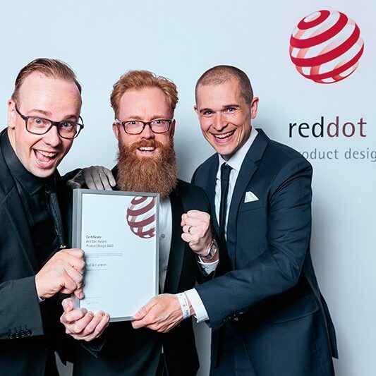 Mitsubishi-targonca.hu- KUHN Rakodógép Kft. – RED DOT Design díj 2023_
